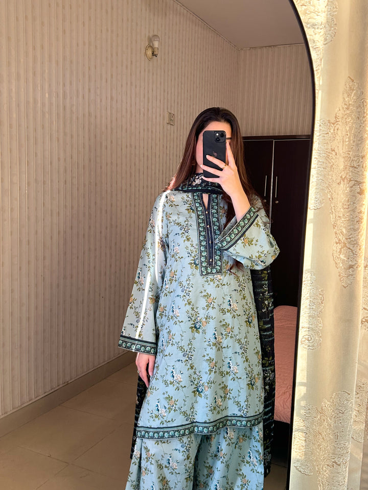 Summer Printed Lawn 3pc
