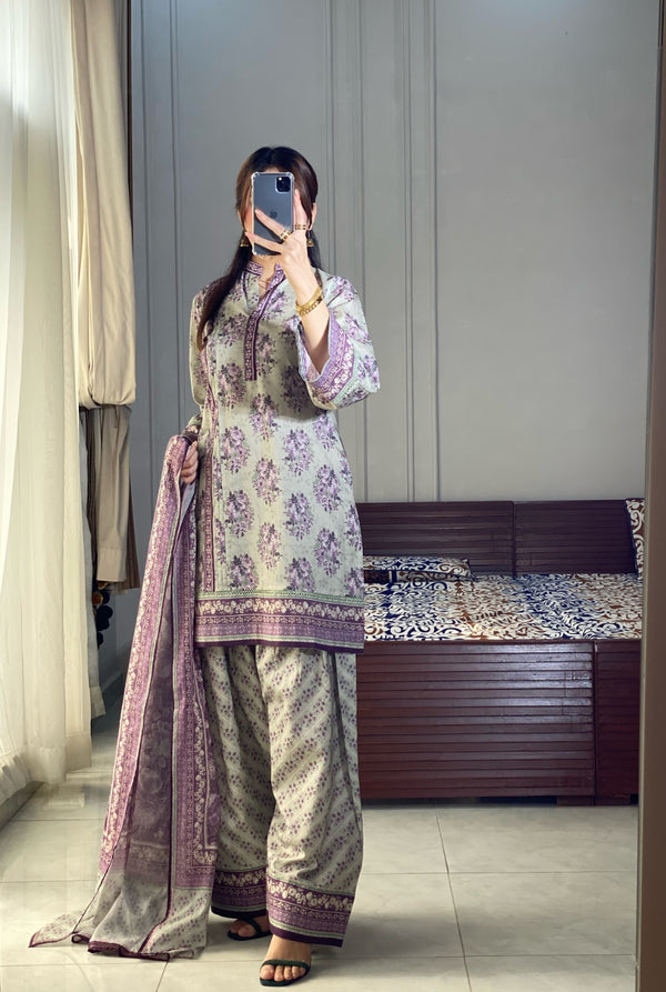 Summer Printed Lawn 3p - Farshi Shalwar