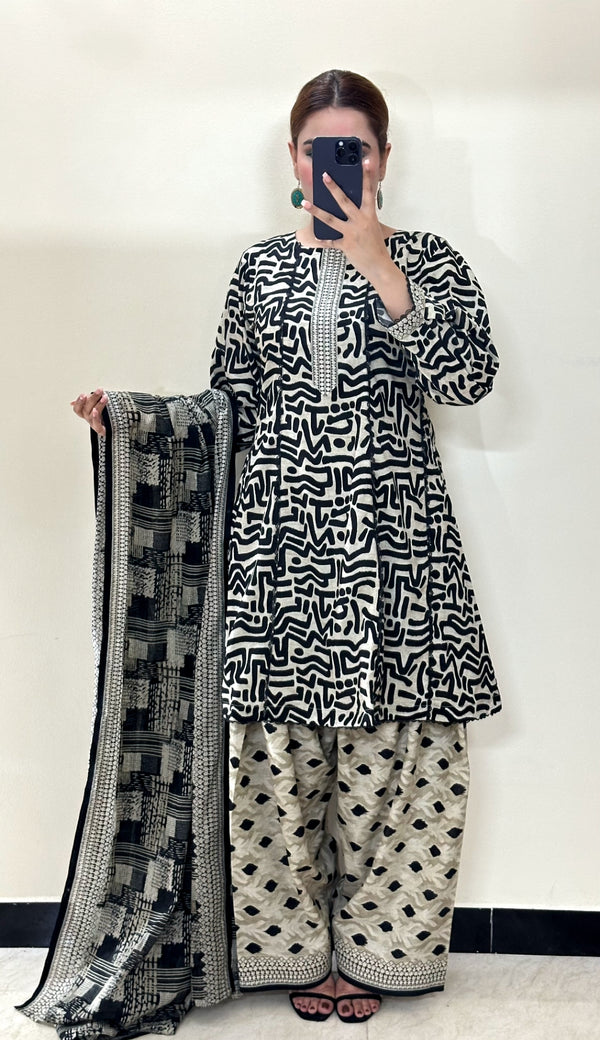 Summer Printed Lawn 3p - Farshi Shalwar