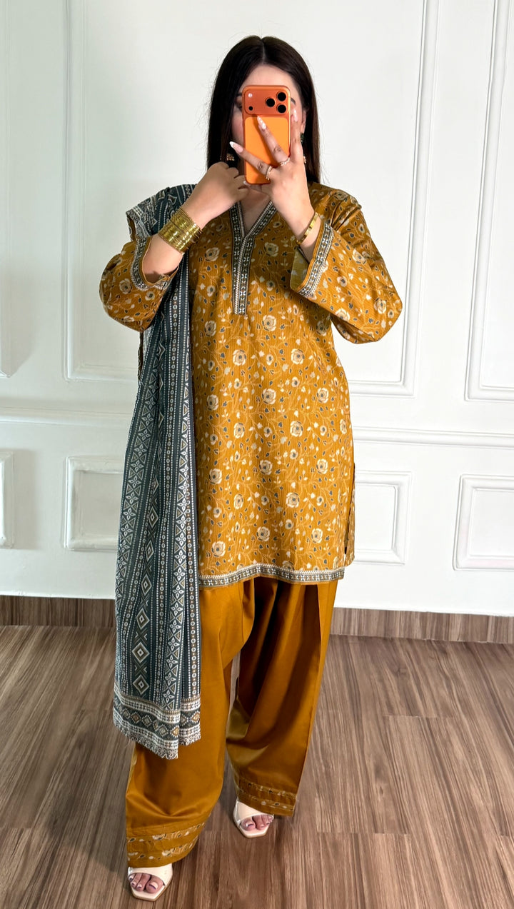 Summer Printed Lawn 3pc